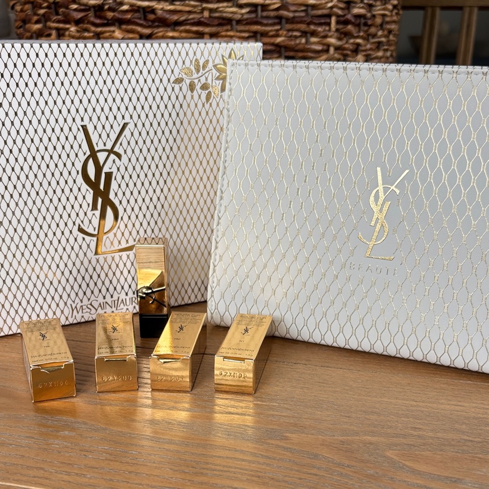 Yves Saint Laurent Lipstick Gift Set - Picture 1 of 9